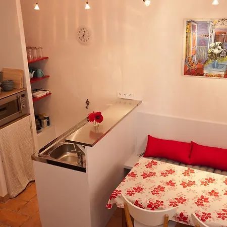 Studio Apartment Centre Historique Arles Zimmer foto